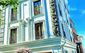 İnterstar Hotel